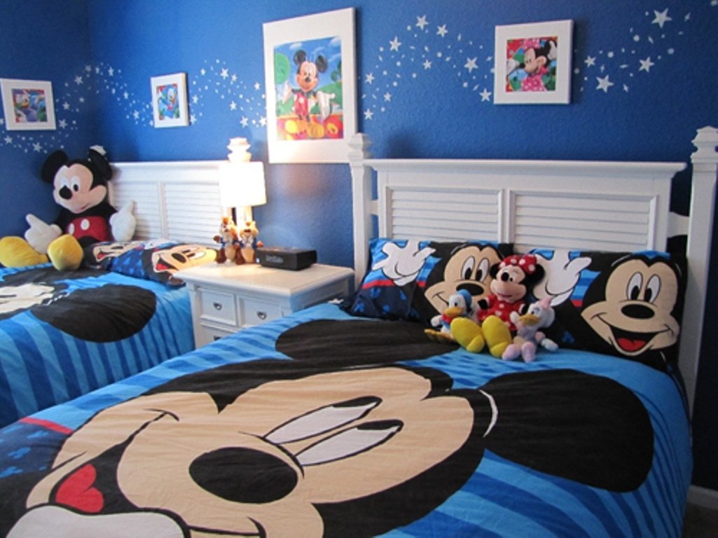 Mickey Mouse Toddler Bedding Set For Boys