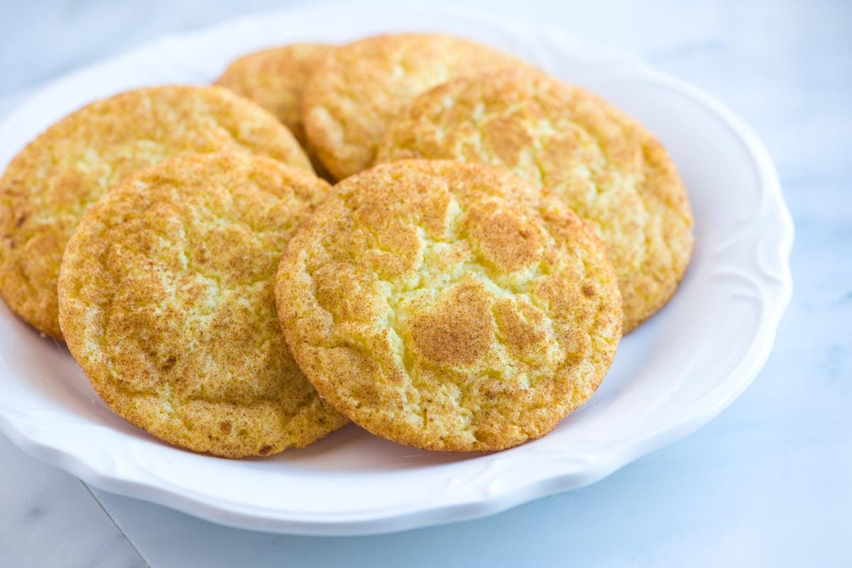 Easy Snickerdoodles Recipe With Soft Chewy Centers