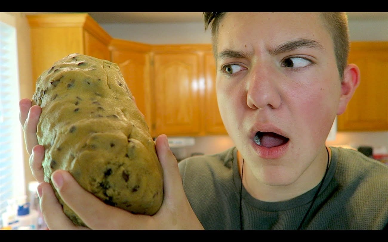 100 Layers Of Cookie Dough! (worlds Biggest Cookie)