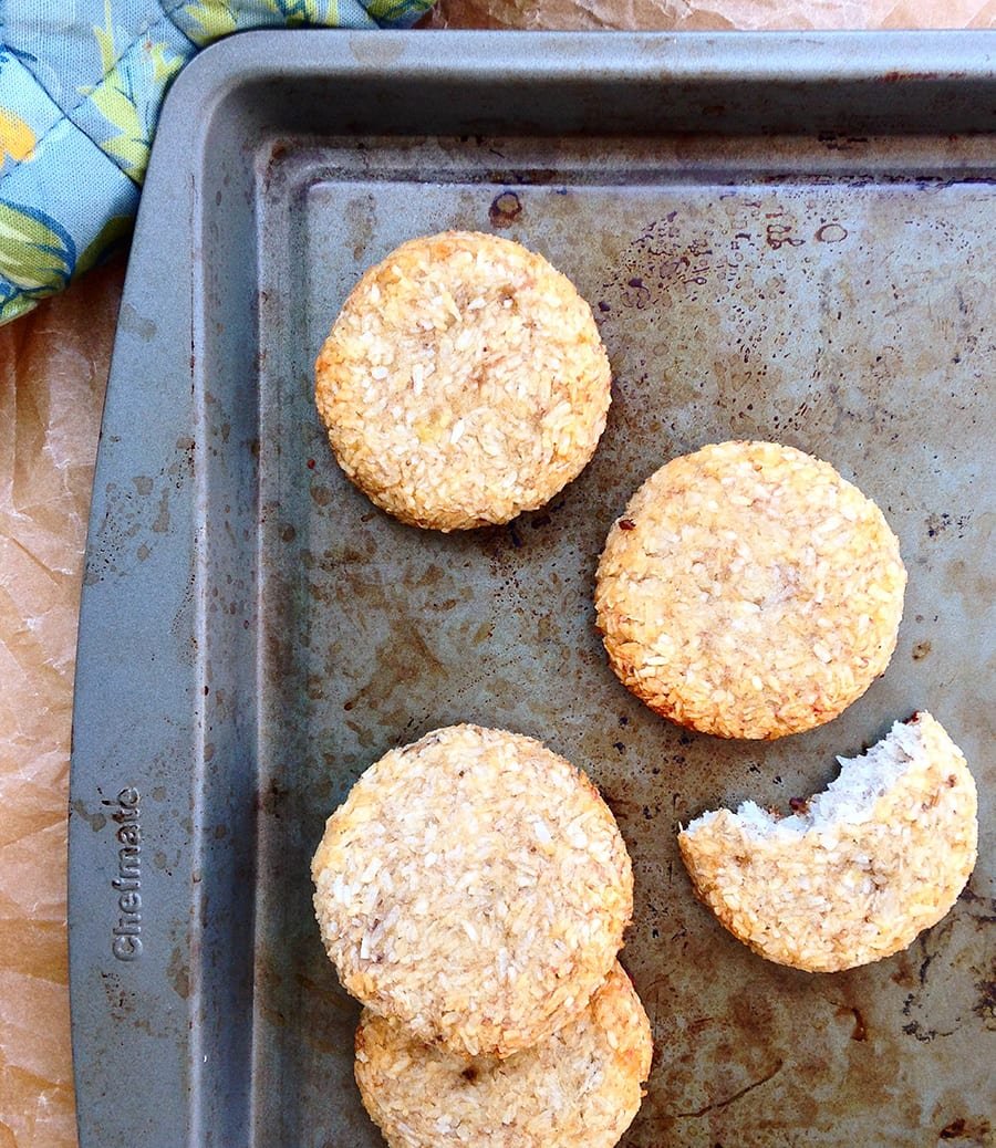 2 Ingredient Banana Coconut Cookies