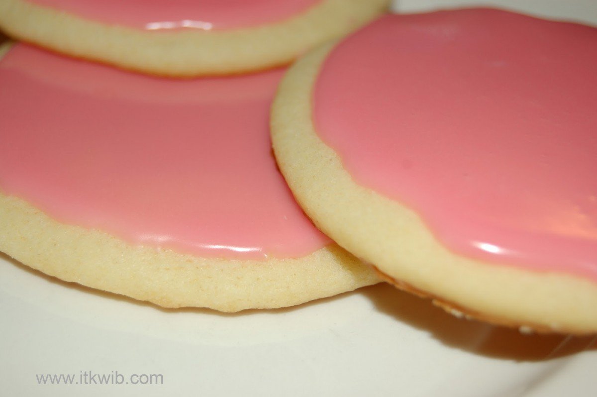 Sugar Cookies With Icing