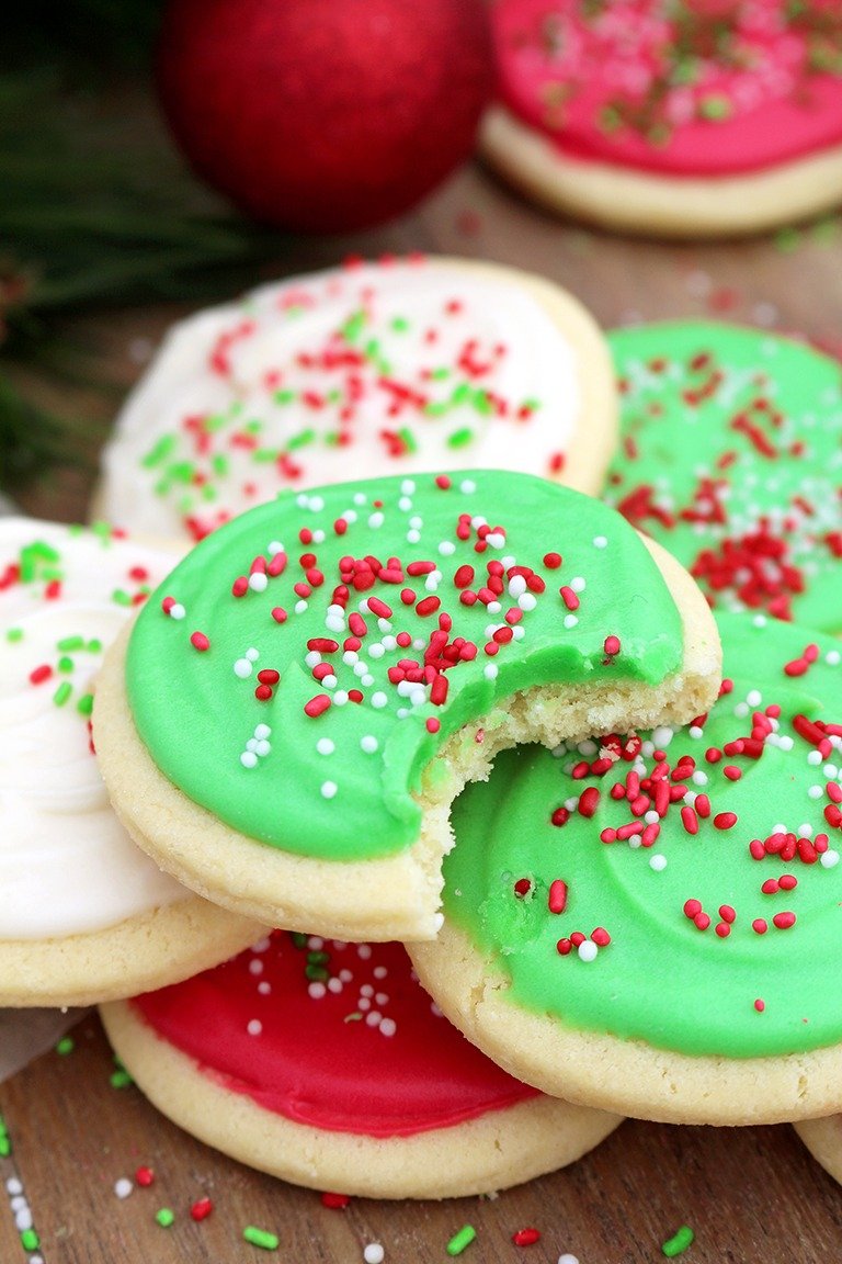 Christmas Sugar Cookies With Cream Cheese Frosting