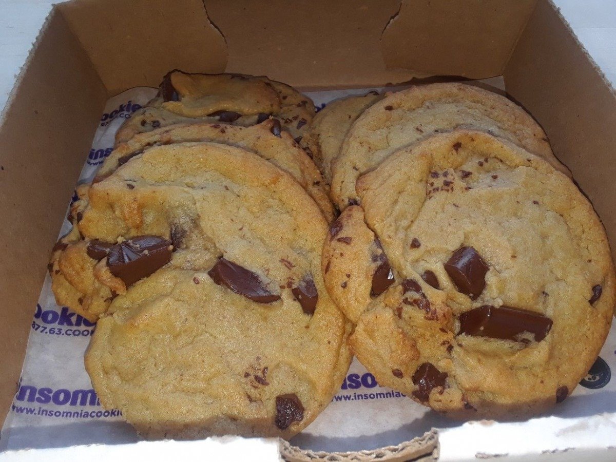 Insomnia Cookies, St Louis, Mo Chocolate Chip Cookies