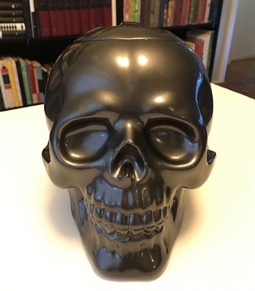 Large Skull Cookie Jar Halloween Goth 2008 Target Exclusive