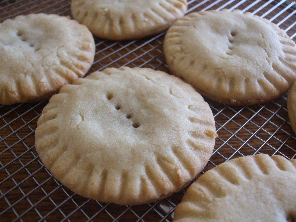 The Roberts' Recipe File  Raisin Filled Cookies