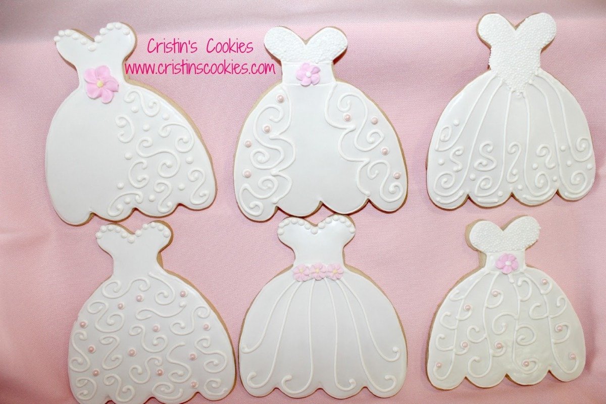 Cristin's Cookies  Wedding Dress Cookies And A New Cookie Cutter